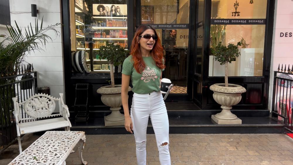 samantha-prabhu-was-seen-at-a-popular-salon-in-bandra-taking-time-for-self-care-and-looking-effortlessly-stylish